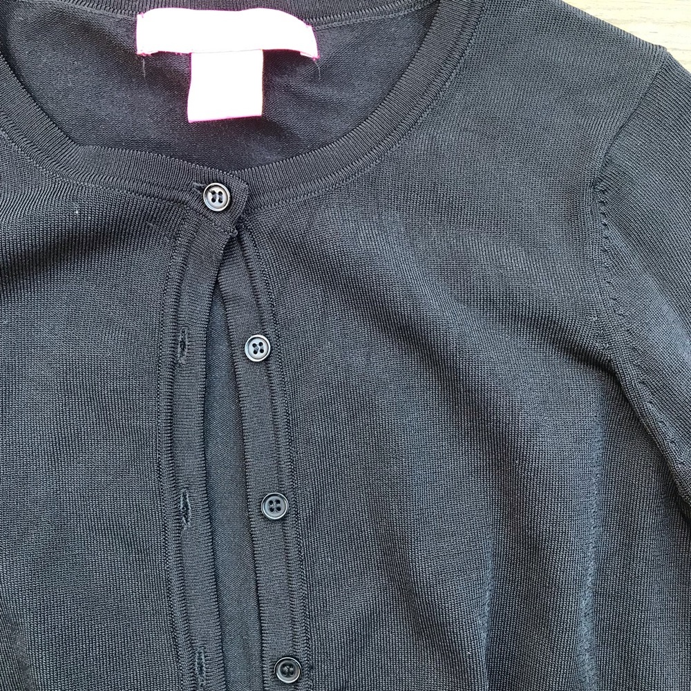 Cropped Button Down Blouse - Picture 4 of 5